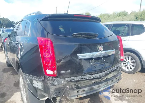 2015 Cadillac Srx Luxury Collection z USA, uszkodzony, nr VIN 3GYFNBE31FS557232